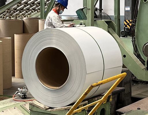 Brezilya PPGL RAL9003 Tek Beyaz PPAL CS-B Galvanizli Çatı Paneli Plakeler Renkli Yaprak Bobine Ön Boya Alüsink Çelik