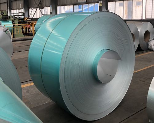 Yeşil Renk AFP Taş Kaplı Metal Kelepçeler için Aluzinç Çelik Düzenli Spangle 55% Aluzinc Çelik Bobin Düzenli genişliği 1M