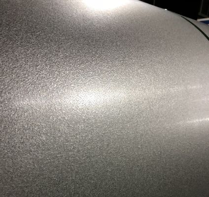 Asgari Düzenli Spangle 0.47 × 1200 Galvalume Çelik Bobin 55% Alüminyum Çinko Kaplı Çelik Bobin Gürültülü Metal Tile için