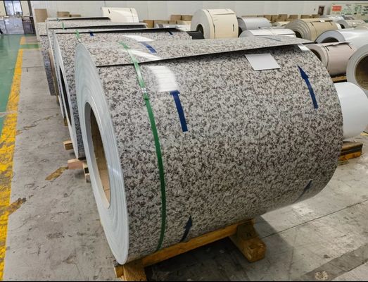 Alüminyum Bobinler Fasad Panelleri 3003H26 Ahşap Taneler Bina Kaplamaları İçin Mermer Taneler